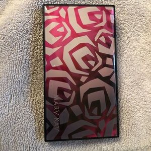 Mary Kay Rose Pallet